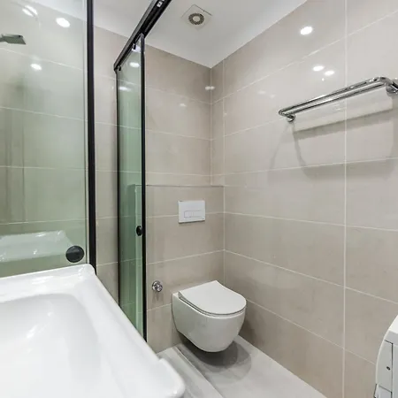 Olivia's Apartment *