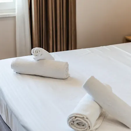 Olivia's Apartment Velipojë