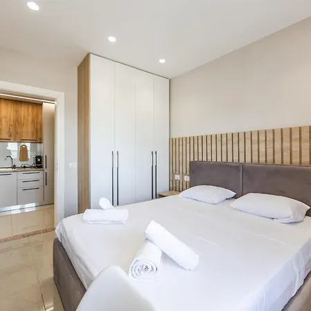 Olivia's Apartmán Velipojë