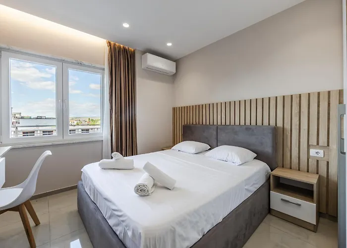 Olivia's * Velipojë