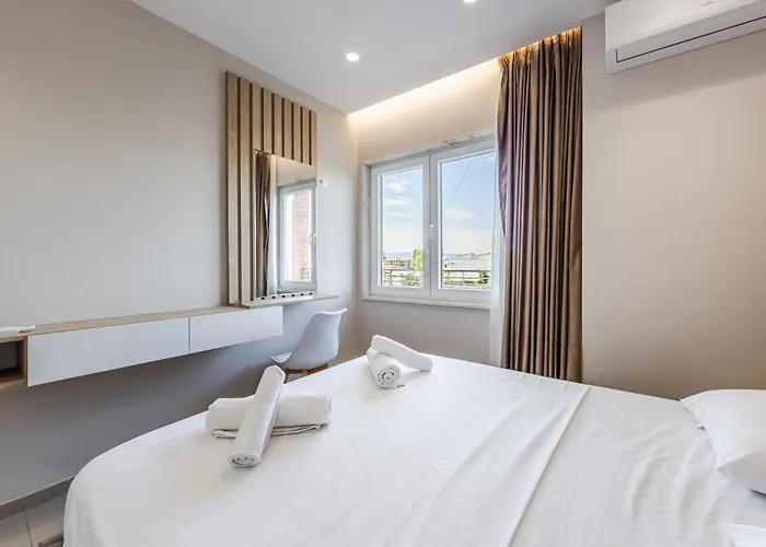 Olivia's * Velipojë